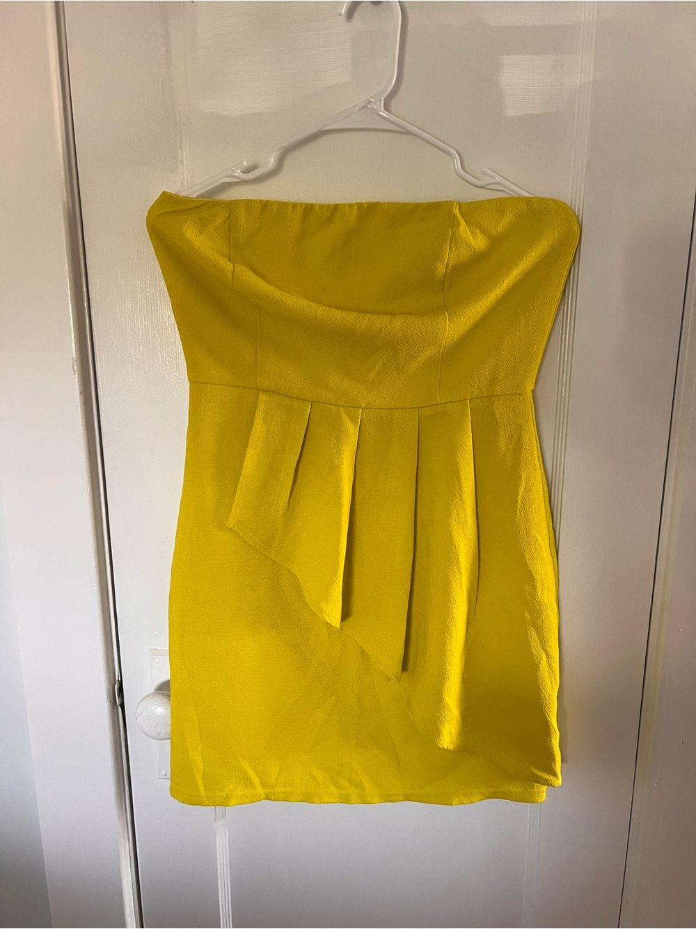 Lulu's Bright Yellow Strapless Pleated Cocktail Dress